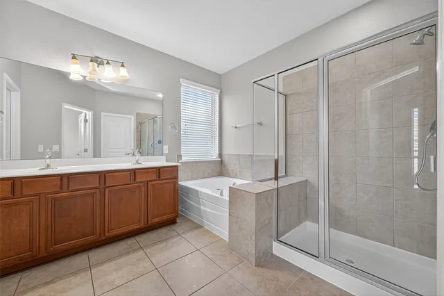 $2,900 | 26 Tidwillow Place, Tomball, TX 77375