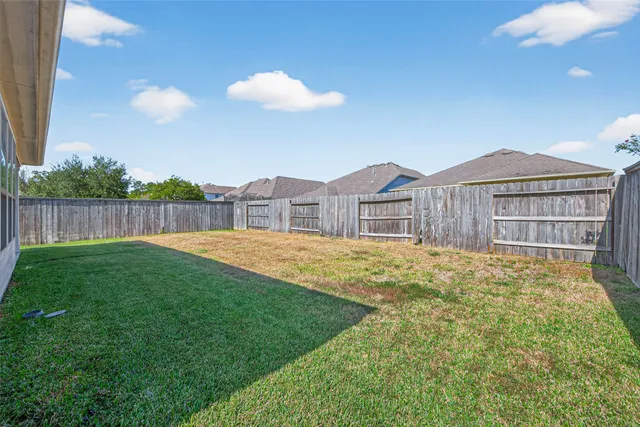 $2,900 | 26 Tidwillow Place, Tomball, TX 77375