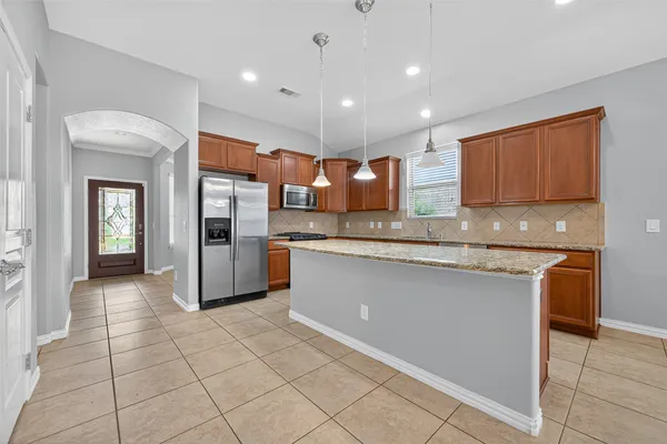 $2,900 | 26 Tidwillow Place, Tomball, TX 77375