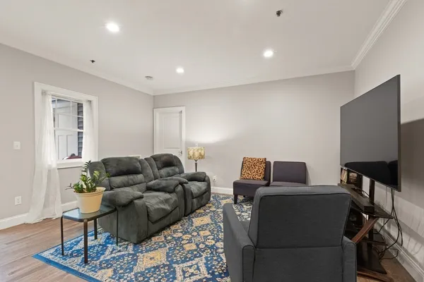 $499,900 | 181 South Franklin Street, Unit 102, Holbrook, MA 02343