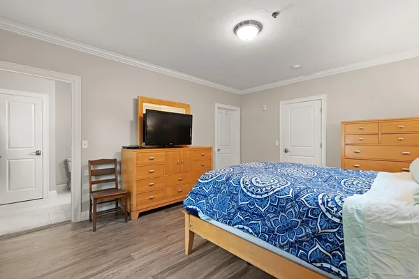 $499,900 | 181 South Franklin Street, Unit 102, Holbrook, MA 02343