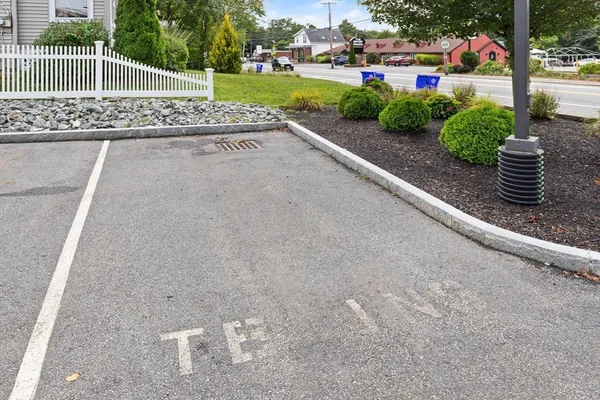 $499,900 | 181 South Franklin Street, Unit 102, Holbrook, MA 02343