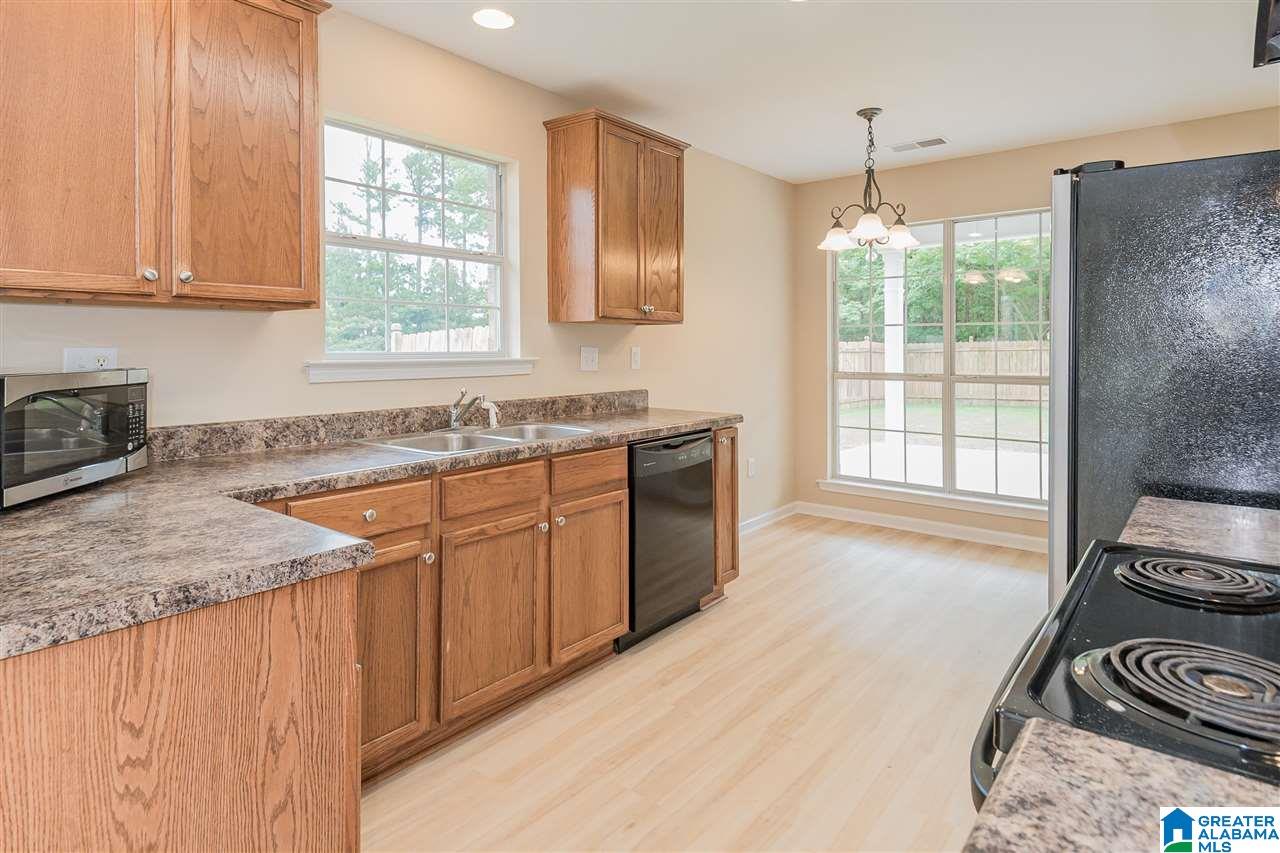 432 Daventry Circle Calera, AL 35040 - Photo 13 of 37