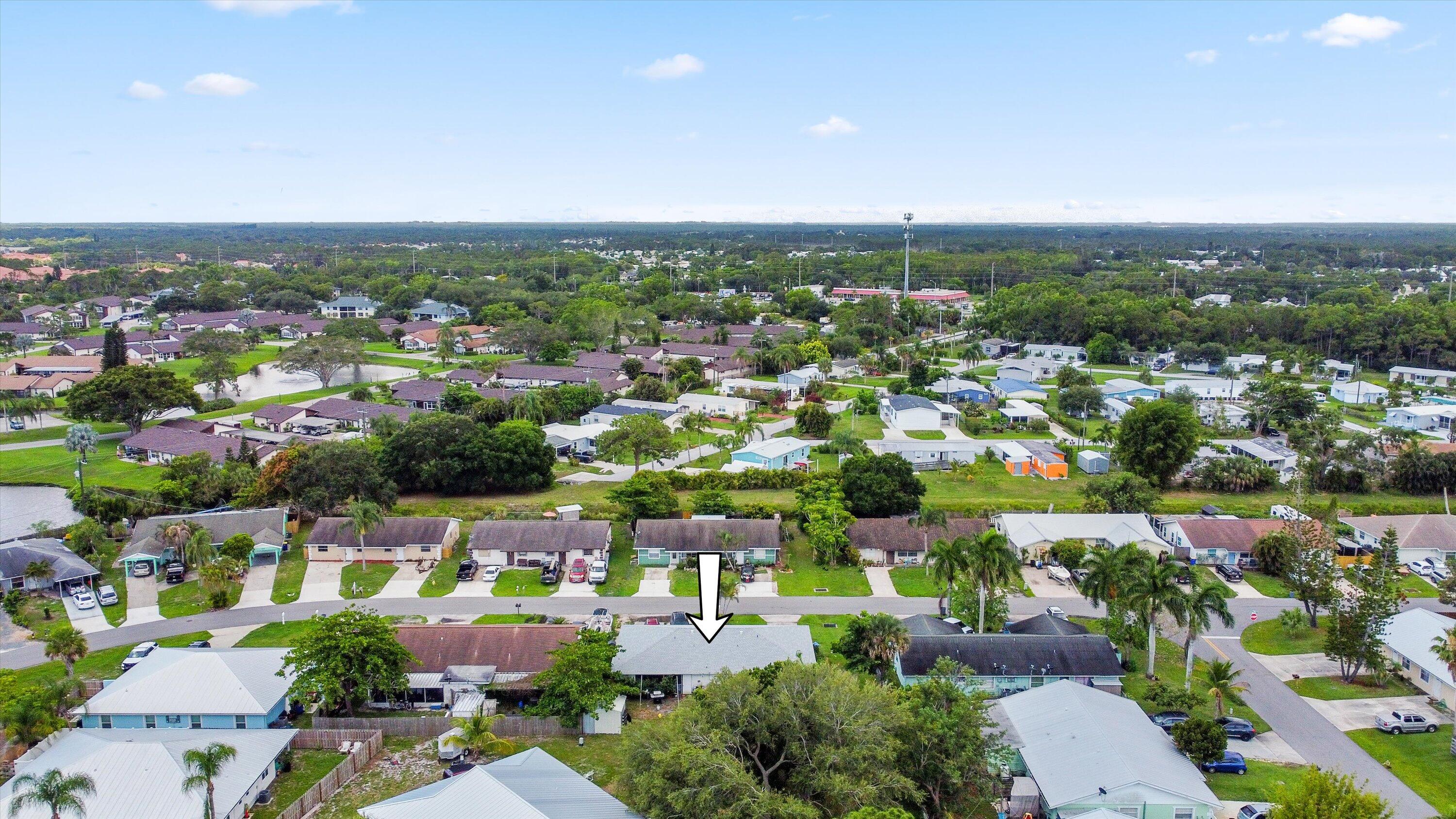 4527 Southeast Salvatori Road Stuart, FL 34997 - Photo 8 of 11 08-DJI_0953-Edit