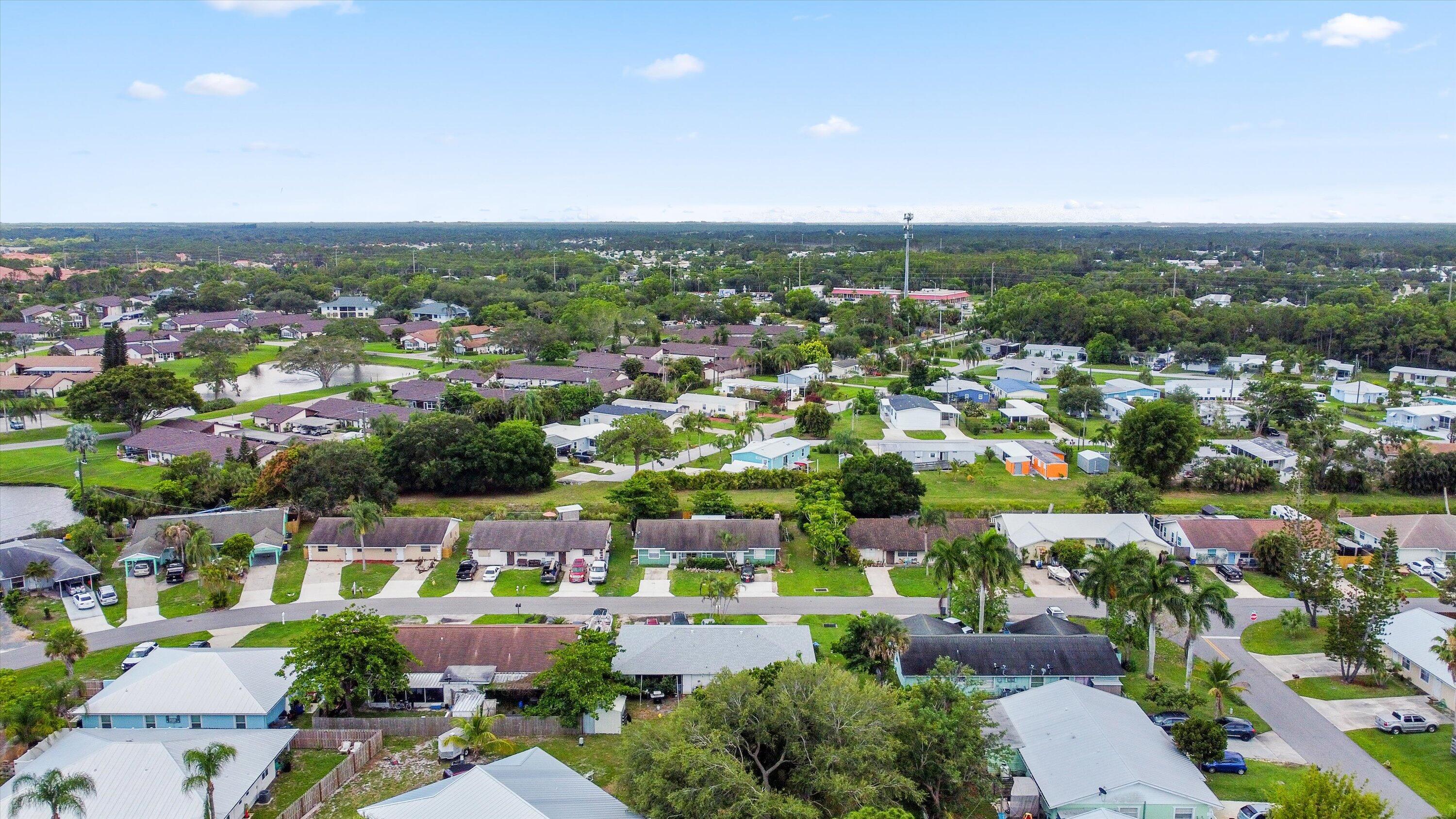 4527 Southeast Salvatori Road Stuart, FL 34997 - Photo 9 of 11 09-DJI_0953