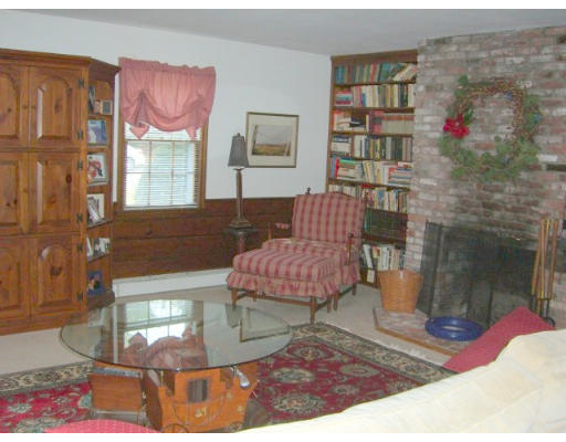 96 Parsonage Lane Topsfield, MA 01983 - Photo 3 of 7 Gallery Image 3