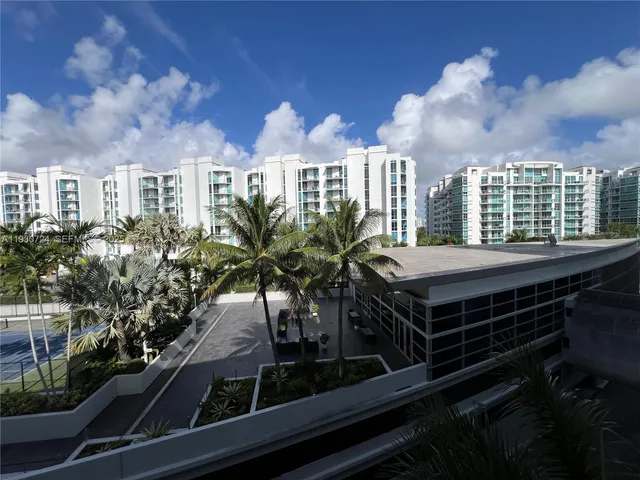 $6,700 | 2950 Northeast 188th Street, Unit 531, Aventura, FL 33180
