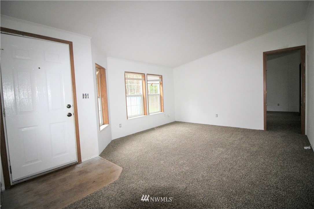 3457 Southeast Bloomfield Road Shelton, WA 98584 - Photo 9 of 23 Gallery Image 9