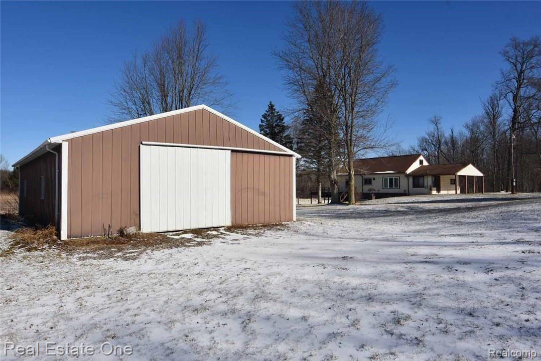 5372 Hammond Road Lapeer, MI 48446 - Photo 20 of 45 DSC_5862.jpg