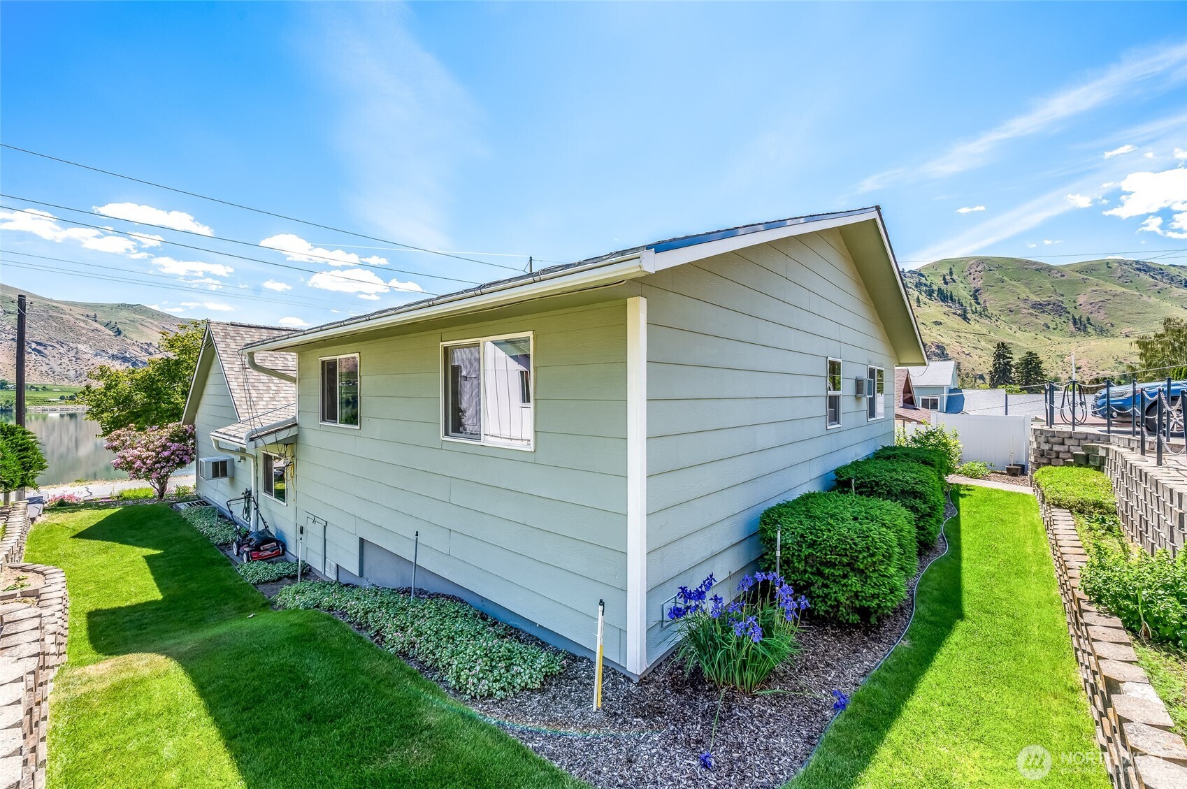 2548 Entiat Way Entiat, WA 98822 - Photo 25 of 40