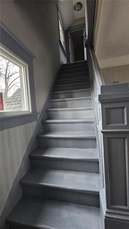 238 Malleable Street Sharon, PA 16146 - Photo 5 of 14 a view of entryway