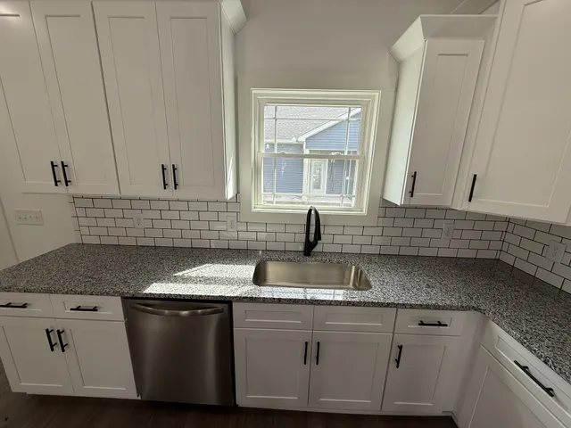 $1,600 | 1009 West Main Street, Portland, TN 37148