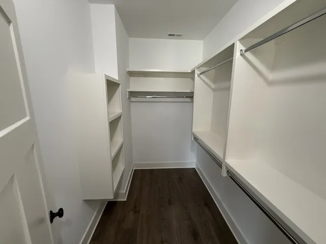 $1,600 | 1009 West Main Street, Portland, TN 37148