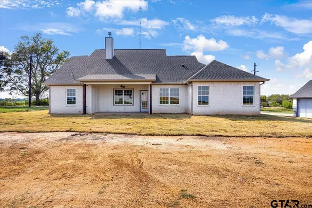 $369,900 | 15574 County Road 434, Lindale, TX 75771