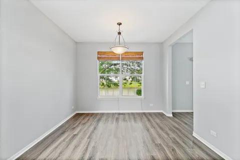 $265,000 | 1481 Waterside Drive, DeKalb, IL 60115