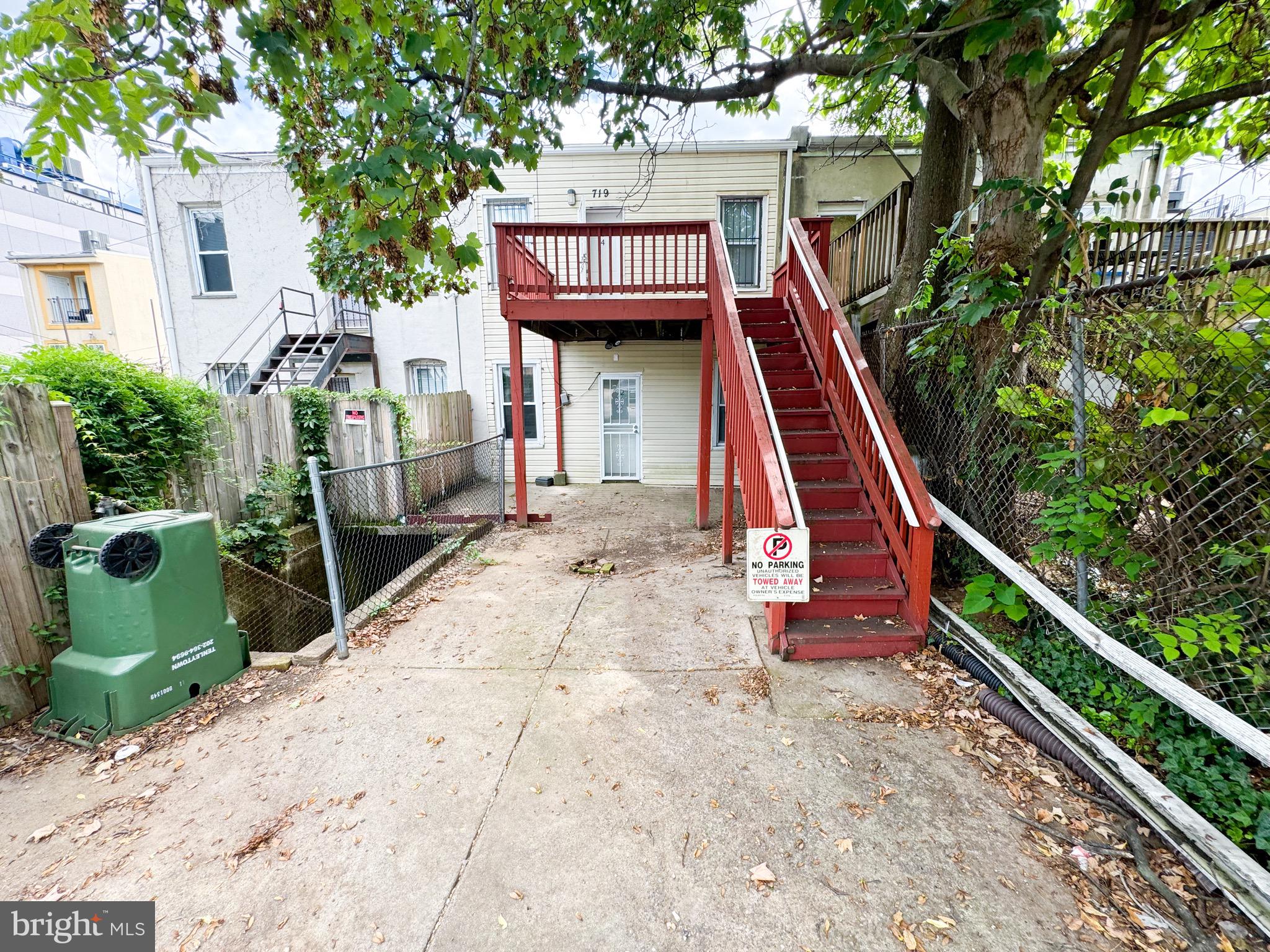 719 Euclid Street Northwest, Unit 4 Washington, DC 20001 - Photo 9 of 9 a view of outdoor space