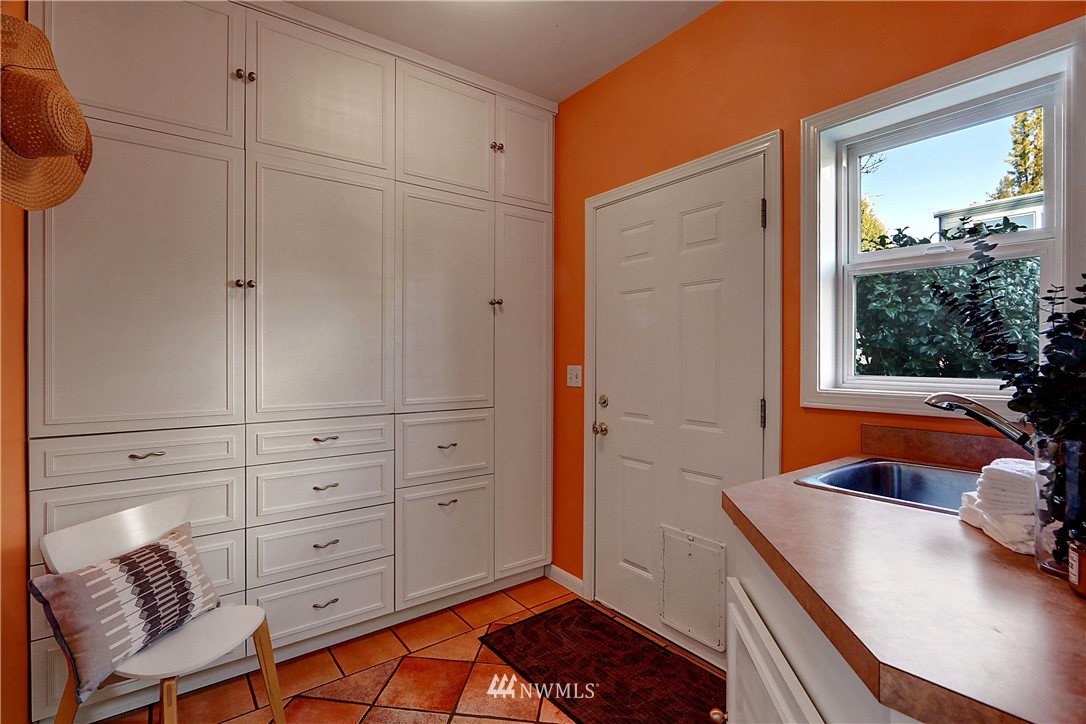 3912 Southwest Rose Street Seattle, WA 98136 - Photo 20 of 24 Gallery Image 20