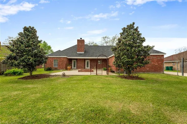 $352,000 | 6817 Bonne Meadow Lane, Lake Charles, LA 70605