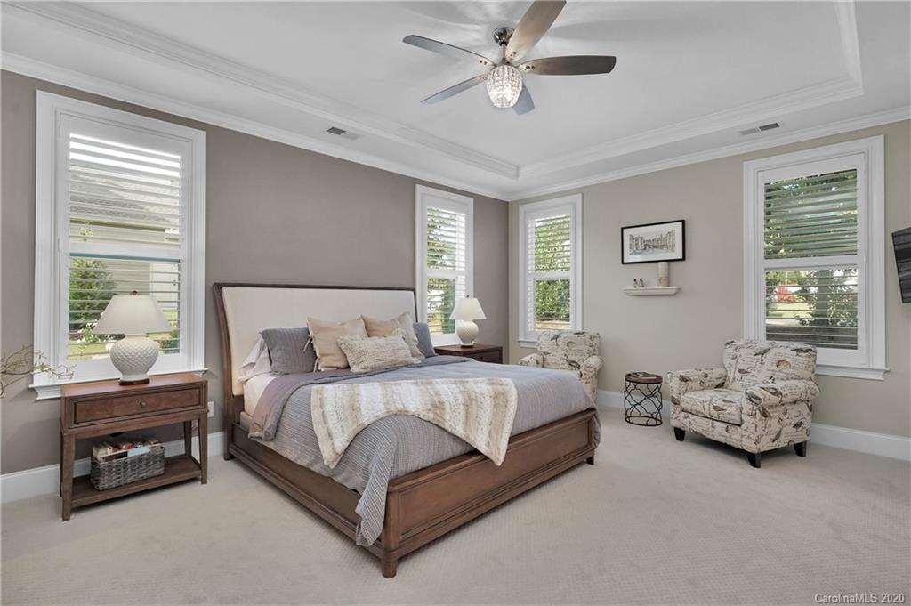 15502 Lake Ridge Road, Unit 19 Charlotte, NC 28278 - Photo 14 of 29 Gallery Image 14