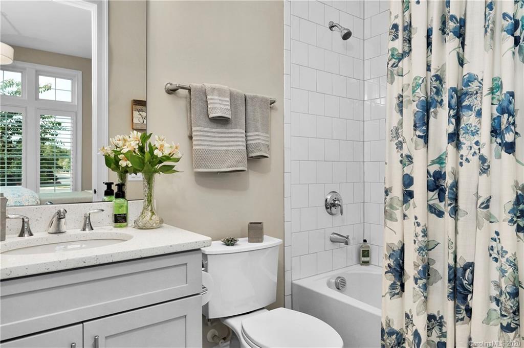 15502 Lake Ridge Road, Unit 19 Charlotte, NC 28278 - Photo 20 of 29 Gallery Image 20