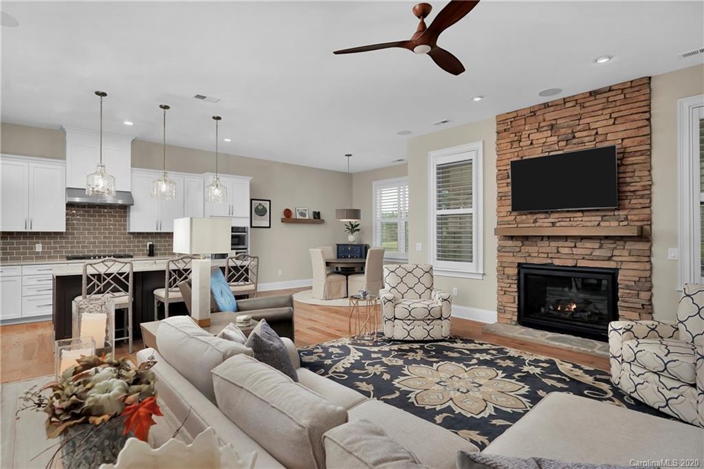 15502 Lake Ridge Road, Unit 19 Charlotte, NC 28278 - Photo 3 of 29 Gallery Image 3