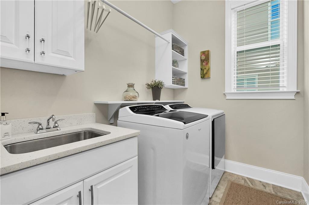 15502 Lake Ridge Road, Unit 19 Charlotte, NC 28278 - Photo 22 of 29 Gallery Image 22