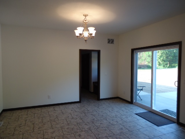 2864 Wabash Avenue Rochester, IN 46975 - Photo 12 of 32