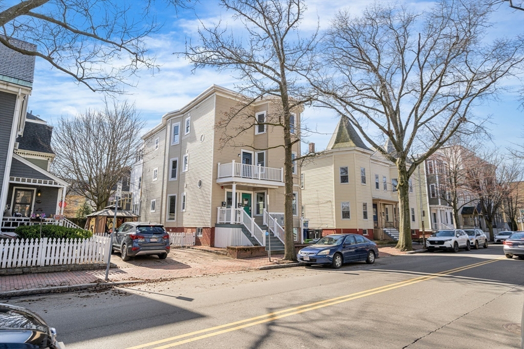 10 Beech Street, Unit 2 Cambridge, MA 02140 - Photo 18 of 21