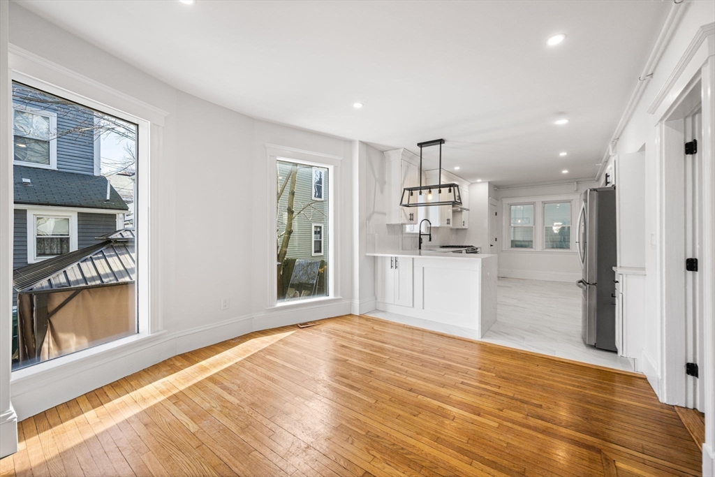 10 Beech Street, Unit 2 Cambridge, MA 02140 - Photo 6 of 21