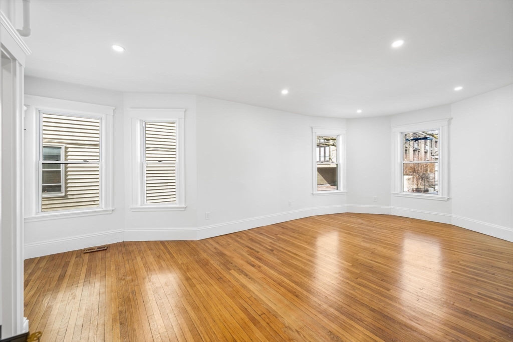 10 Beech Street, Unit 2 Cambridge, MA 02140 - Photo 9 of 21