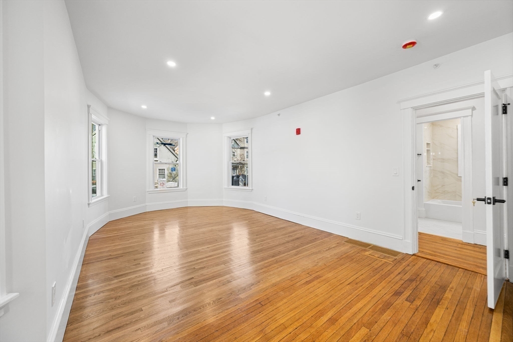 10 Beech Street, Unit 2 Cambridge, MA 02140 - Photo 10 of 21