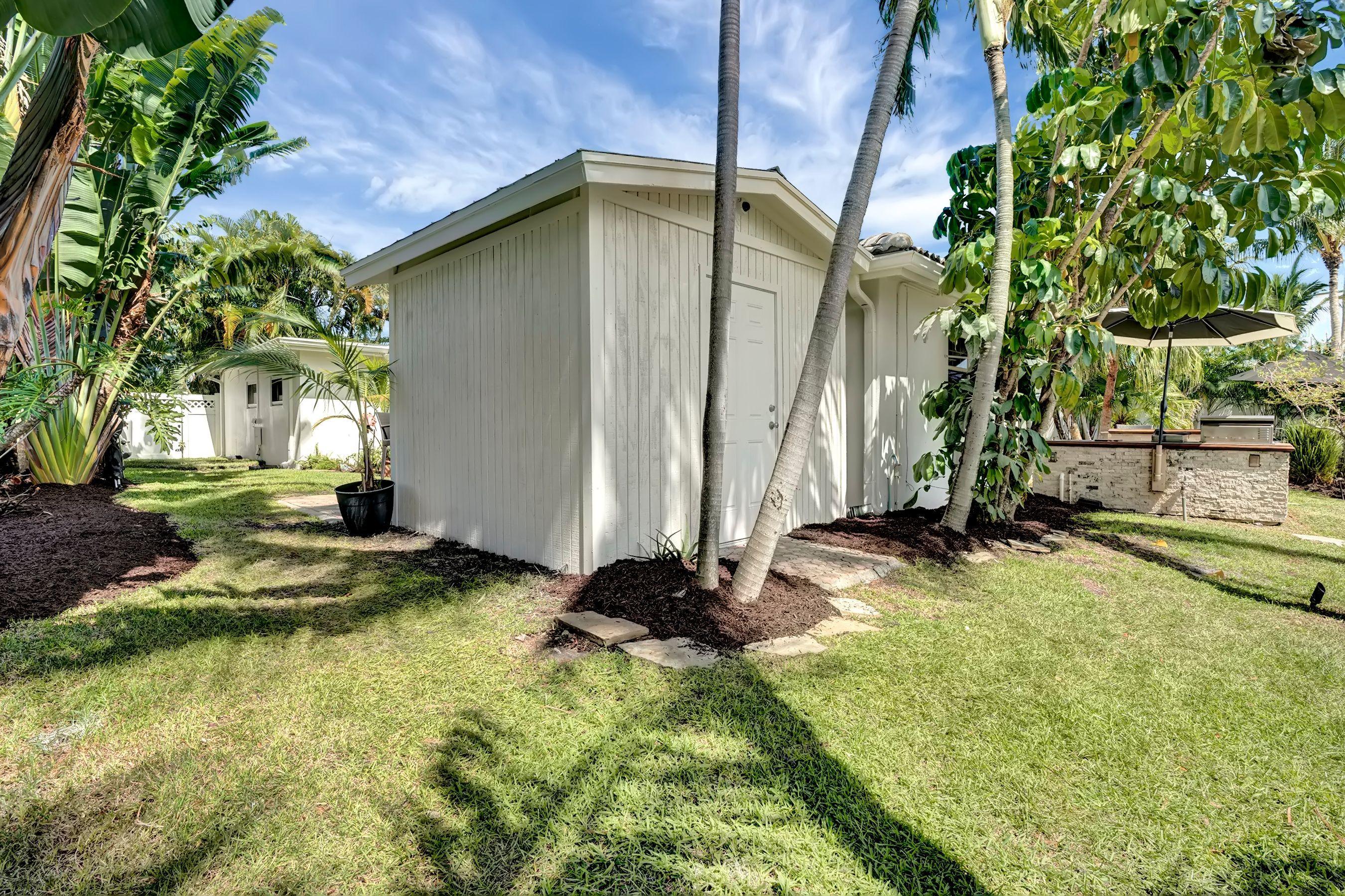 1199 Southwest 4th Avenue Boca Raton, FL 33432 - Photo 25 of 31 Storage shed