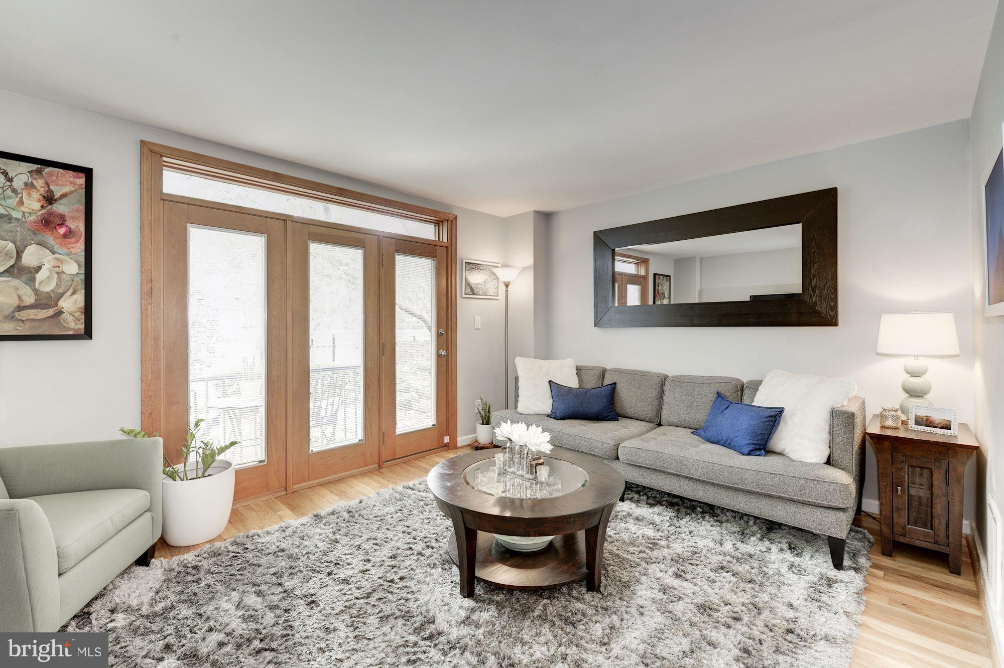 703 3rd Street Southwest, Unit 602 Washington, DC 20024 - Photo 2 of 30 Living Room