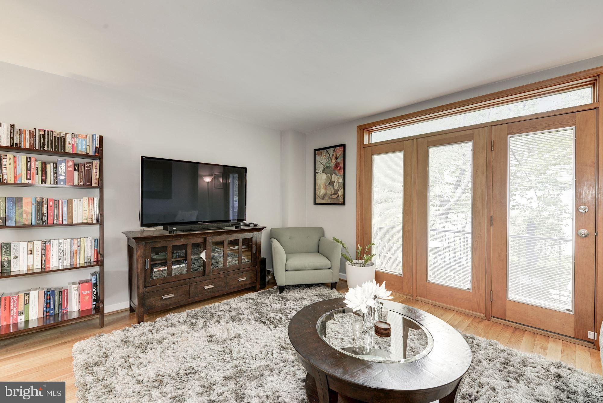 703 3rd Street Southwest, Unit 602 Washington, DC 20024 - Photo 3 of 30 Living Room