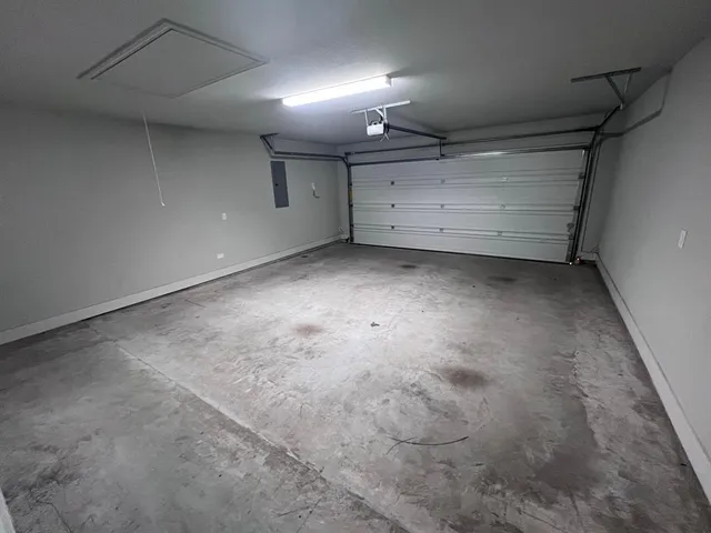 a view of room and garage