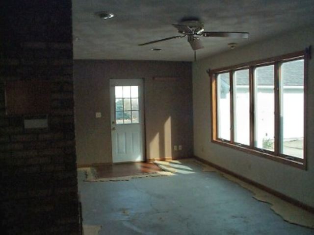 4804 West Middle Road Peoria, IL 61607 - Photo 3 of 9 Gallery Image 3