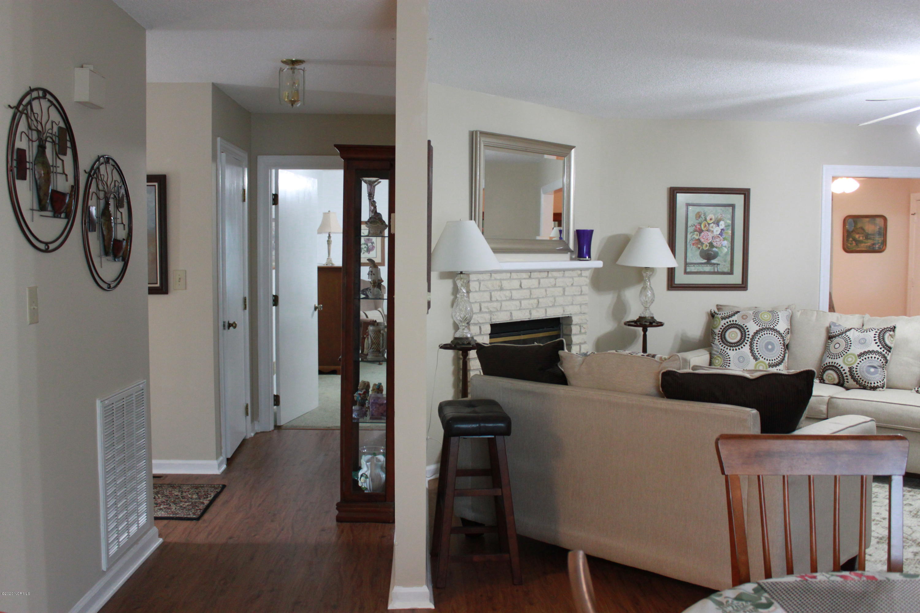 4412 Windtree Road Wilmington, NC 28403 - Photo 10 of 39 2020-09-28 17.18.16