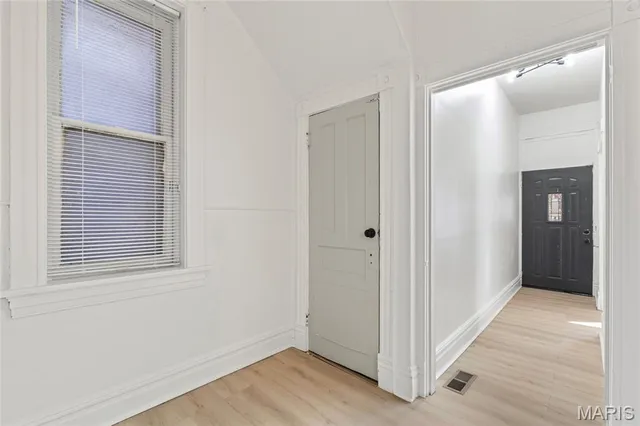 $249,900 | 3233 Nebraska Avenue, St. Louis, MO 63118