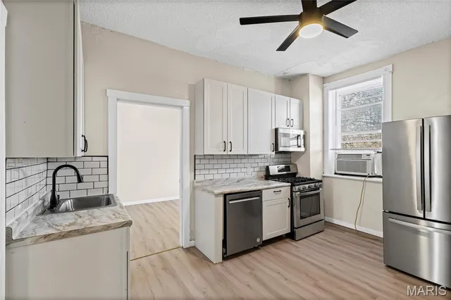 $249,900 | 3233 Nebraska Avenue, St. Louis, MO 63118