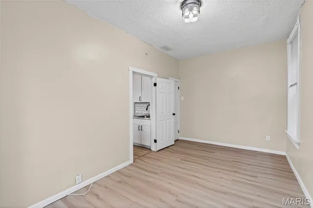 $249,900 | 3233 Nebraska Avenue, St. Louis, MO 63118