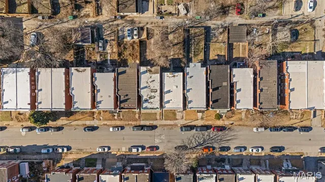 $249,900 | 3233 Nebraska Avenue, St. Louis, MO 63118