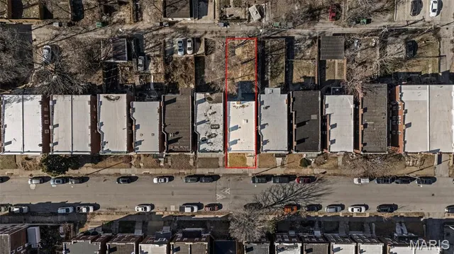 $249,900 | 3233 Nebraska Avenue, St. Louis, MO 63118