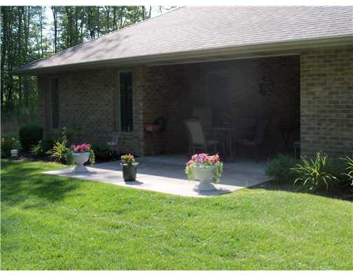 169 Nesbitt Road New Castle, PA 16105 - Photo 2 of 14 Patio/Deck.