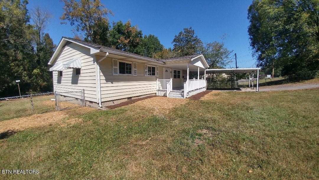 218 Manhattan Avenue Oak Ridge, TN 37830 - Photo 3 of 33