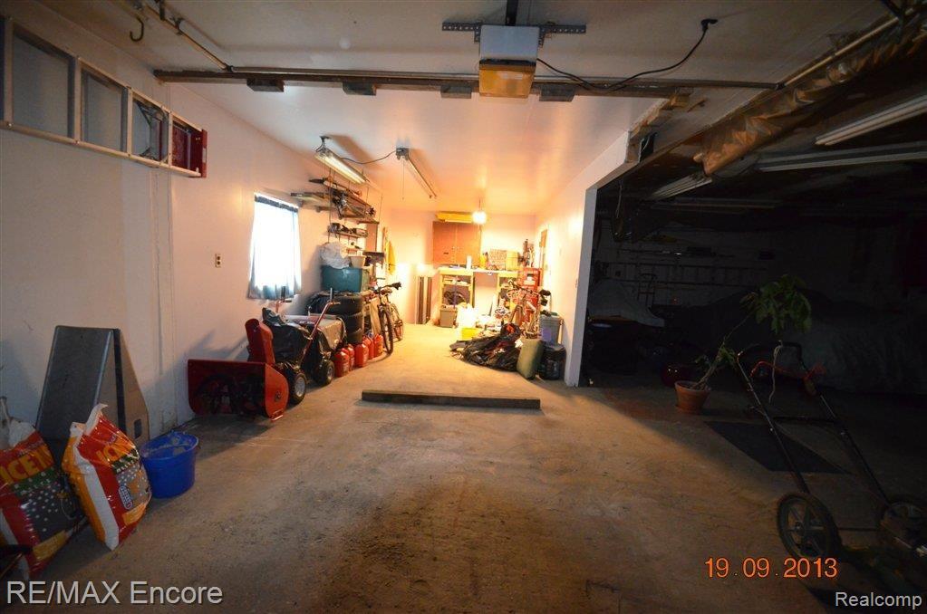 4862 Clarkston Road Clarkston, MI 48348 - Photo 23 of 28 GARAGE FROM DOORS