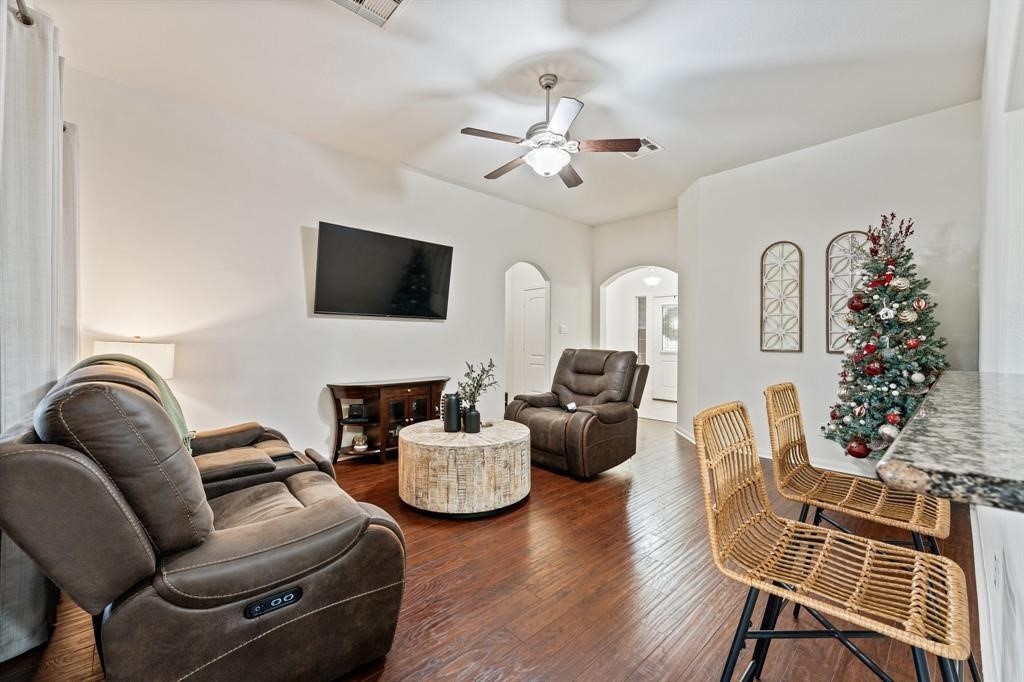 2016 Borthwick Lane Conroe, TX 77301 - Photo 6 of 20