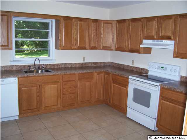 15 Pleasant Valley Road Morganville, NJ 07751 - Photo 2 of 3 Additional Photo