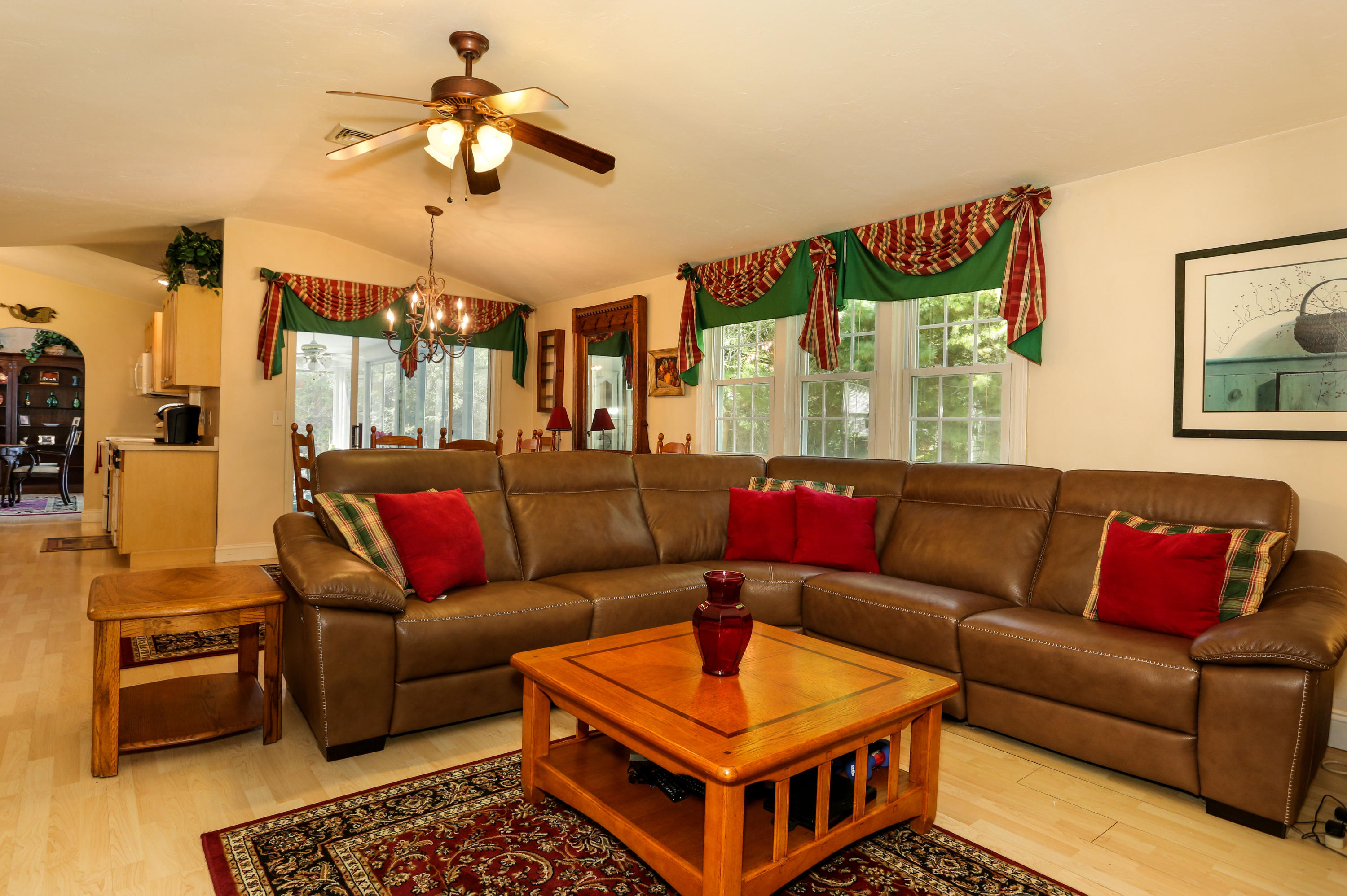 115 Foxglove Road Centerville, MA 02632 - Photo 13 of 34 115FoxLR-17