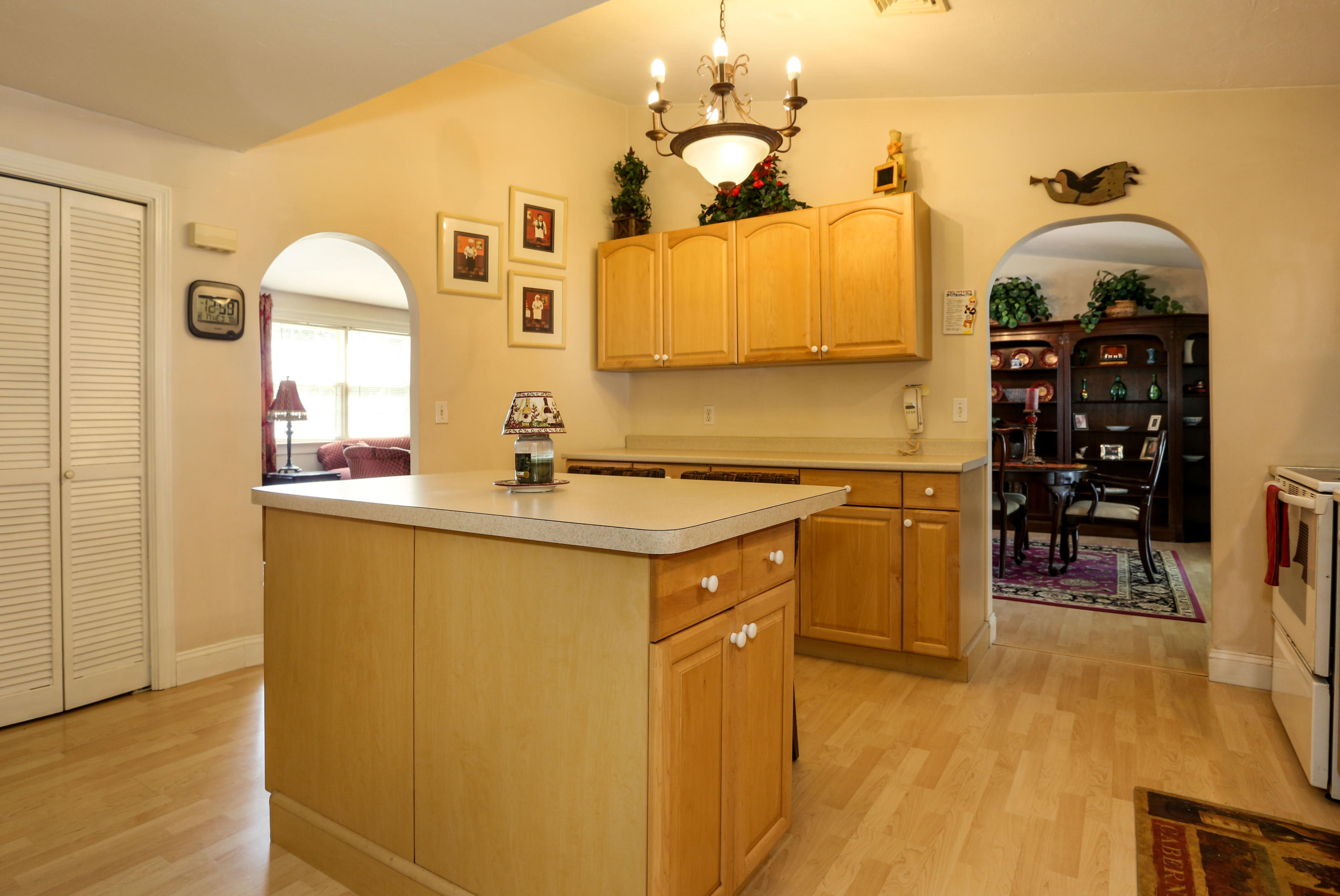 115 Foxglove Road Centerville, MA 02632 - Photo 7 of 34 115FoxLR-13