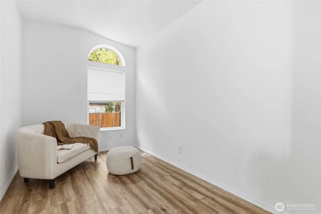 $384,500 | 30 Northeast Lake Place, Tahuya, WA 98588